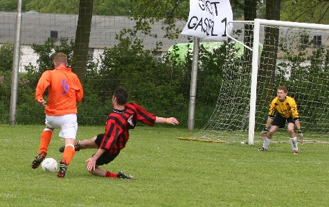 Gassel 1 - Heerewaarden 1 / seizoen '04-'05 / foto 10