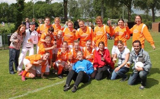 Afscheid trainer dameselftal Geert Linders / 15 mei 2011 / foto 10