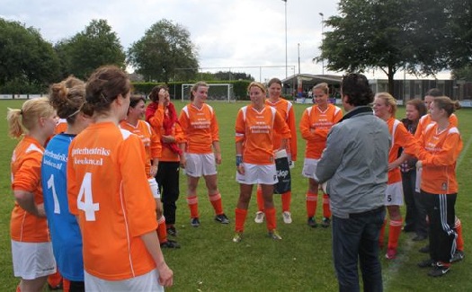 Afscheid trainer dameselftal Geert Linders / 15 mei 2011 / foto 2