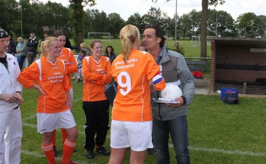Afscheid trainer dameselftal Geert Linders / 15 mei 2011 / foto 5