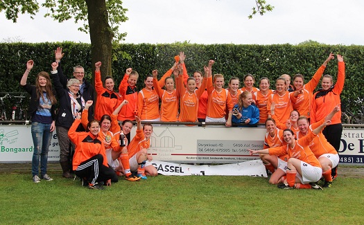 Gassel vrouwen 1 kampioen 2013-2014 / 27 april 2014 / foto 27