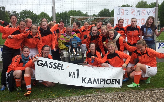 Gassel vrouwen 1 kampioen 2013-2014 / 27 april 2014 / foto 28