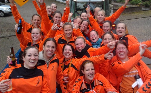 Gassel vrouwen 1 kampioen 2013-2014 / 27 april 2014 / foto 31