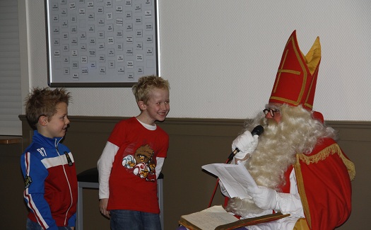 Sinterklaas bij jeugd VV Gassel / 27 november 2013 / foto 7